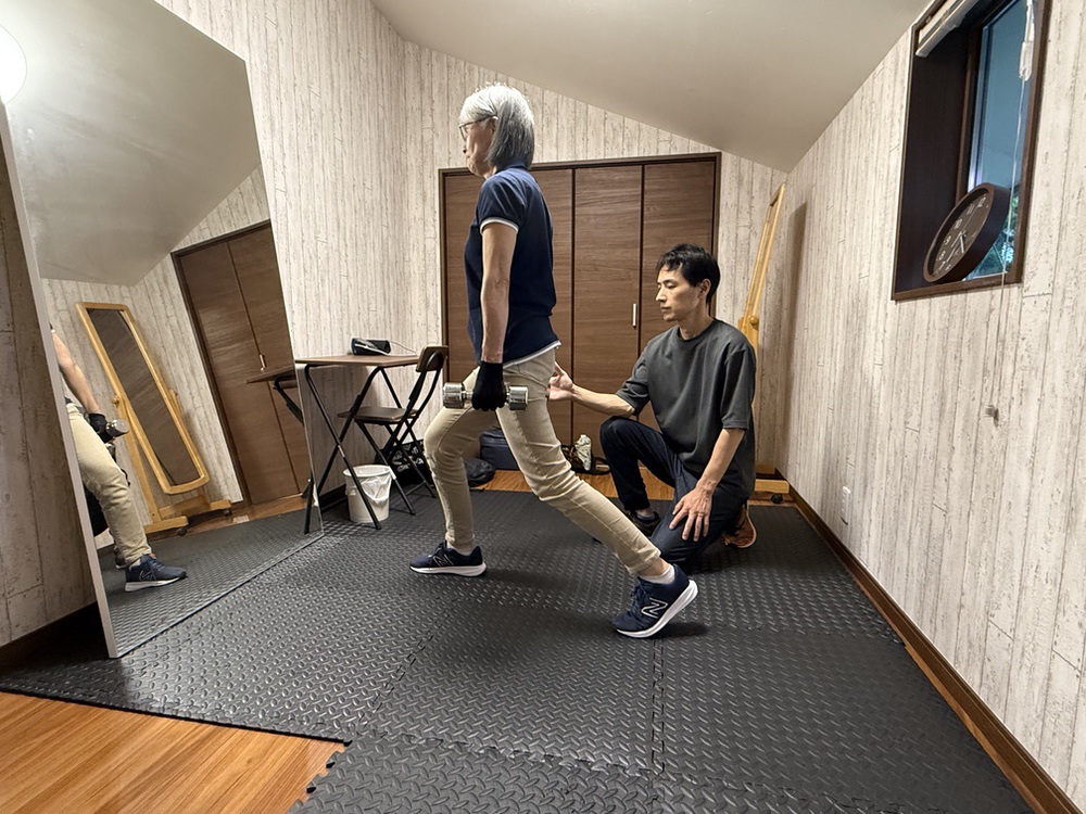 60代女性看護師F様「筋肉量が1kg以上アップ！仕事が楽になり、重い荷物が軽々と持てるようになりました！」